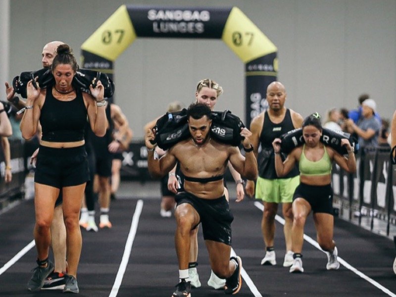 Sandbag Lunges at a HYROX race